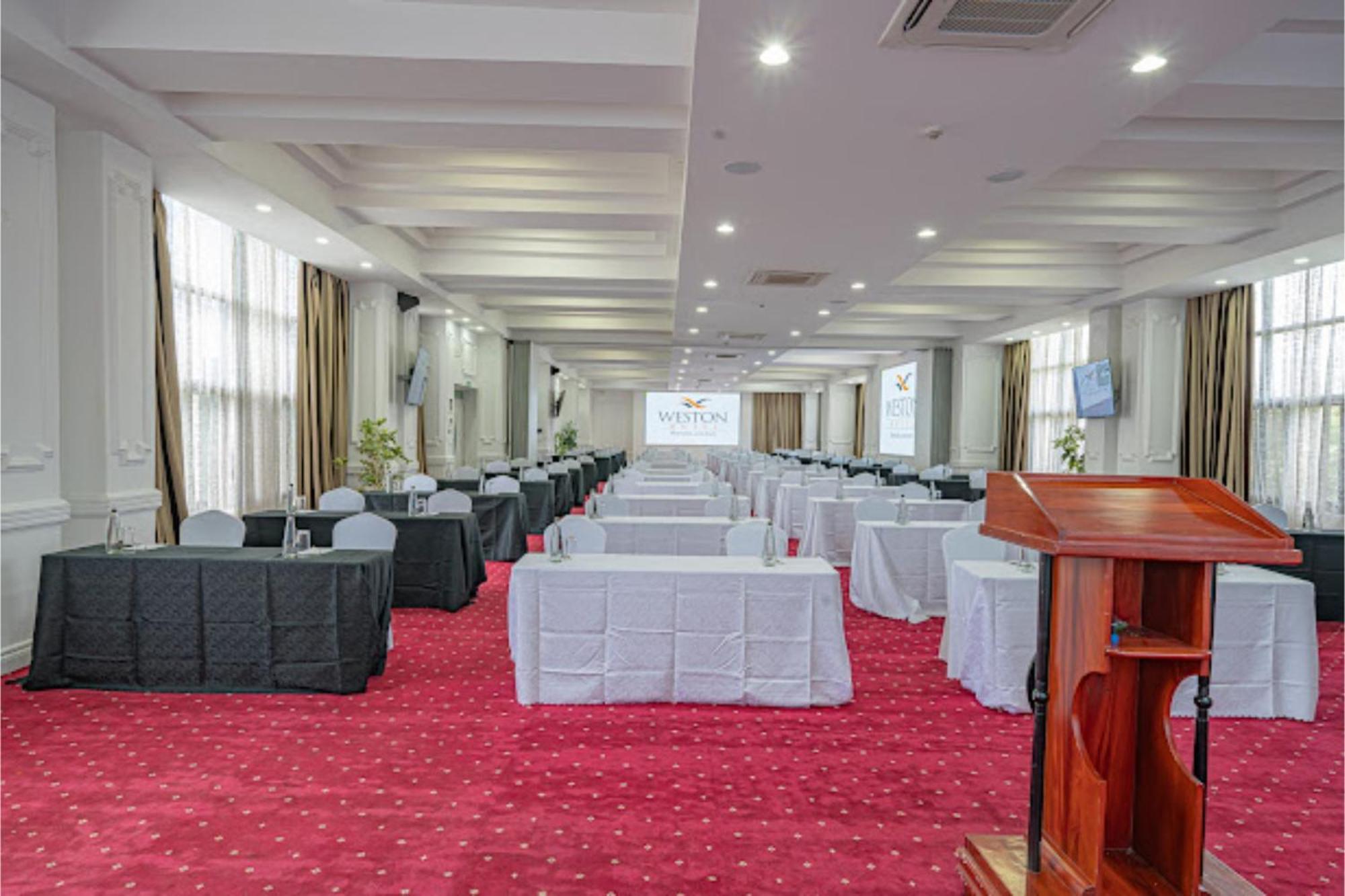ניירובי Weston Hotel מראה חיצוני תמונה